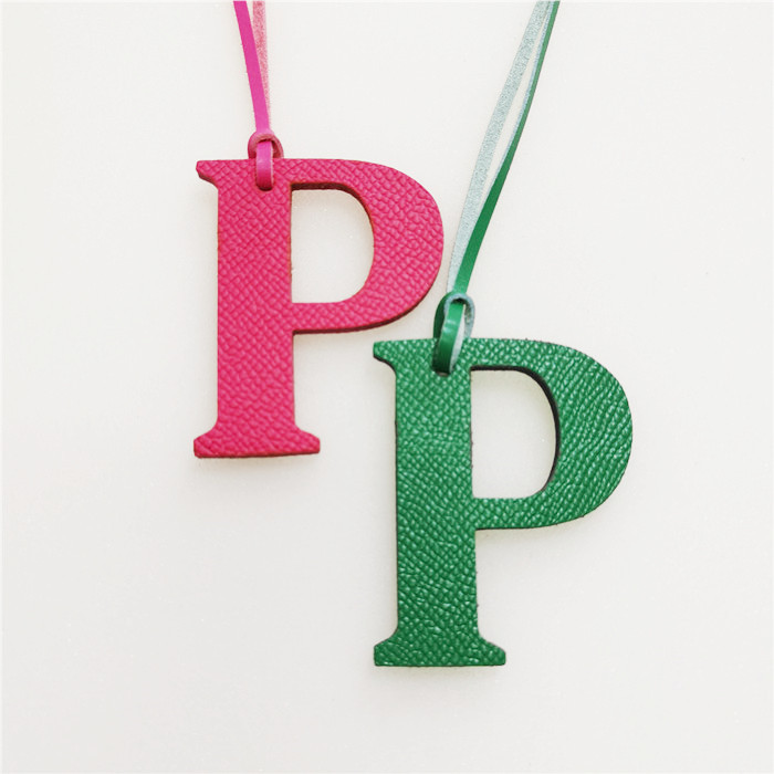 Women Accessories Name In English - 영문 P 알파벳 소가죽 Pu 가죽