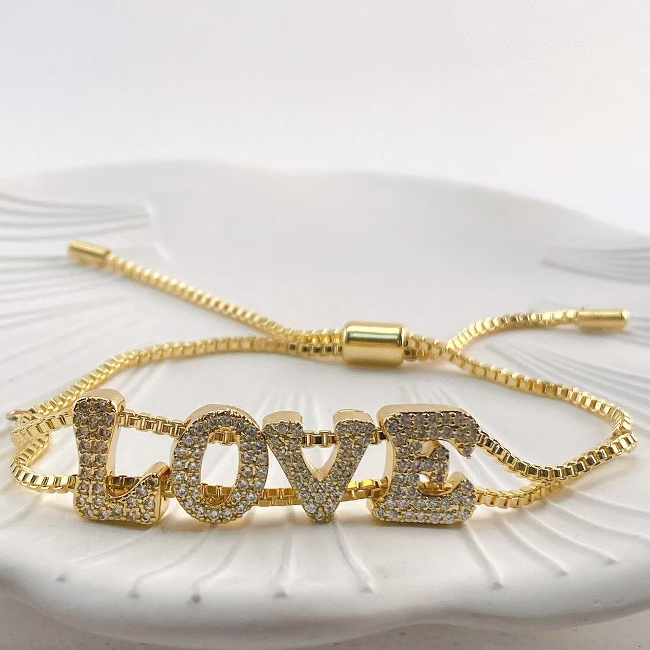 Women Accessories Name In English - 영어로 된 26개의 글자가 있는 세련된