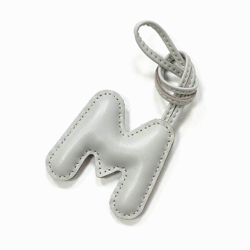 양가죽 가죽 영어 문자 M 이름 펜던트 자동차 액세서리 - Women Accessories Name In English 리뷰 및 가격