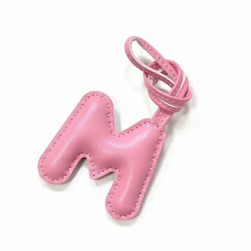 양가죽 가죽 영어 문자 M 이름 펜던트 자동차 액세서리 - Women Accessories Name In English 리뷰 및 가격