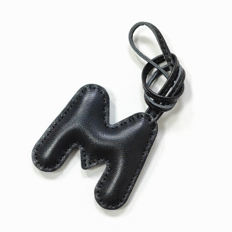 양가죽 가죽 영어 문자 M 이름 펜던트 자동차 액세서리 - Women Accessories Name In English 리뷰 및 가격