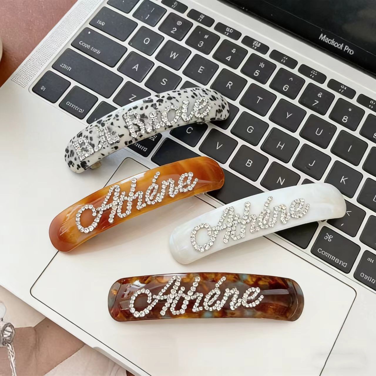 맞춤형 영어 이름 문자 스프링 클립 개인화 된 우아한  - Women Accessories Name In English 리뷰 및 가격