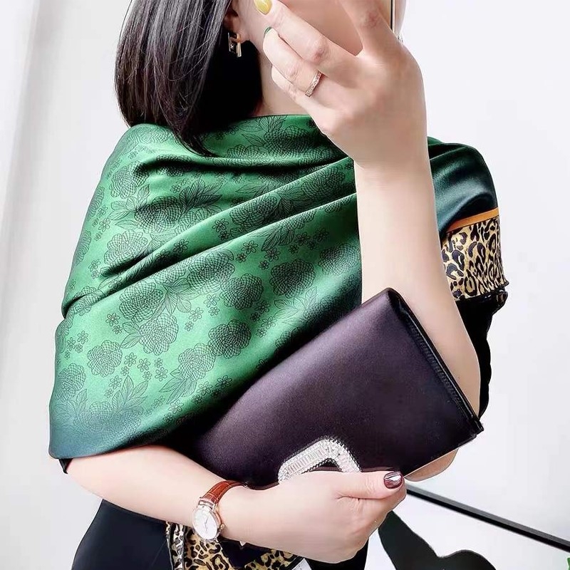 [BYSIFA] 새로운 에메랄드 그린 실크 스카프 여성 - Accessories Brand For Women 리뷰 및 가격