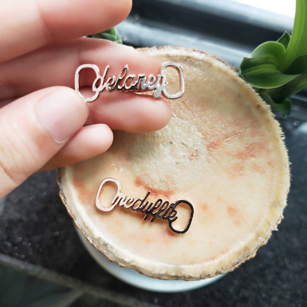 스테인레스 스틸 사용자 정의 이름 신발 버클 여성 남성 - Women Accessories Name In English 리뷰 및 가격